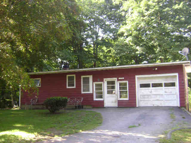 Building photograph for 15 OLD STAGECOACH RD
